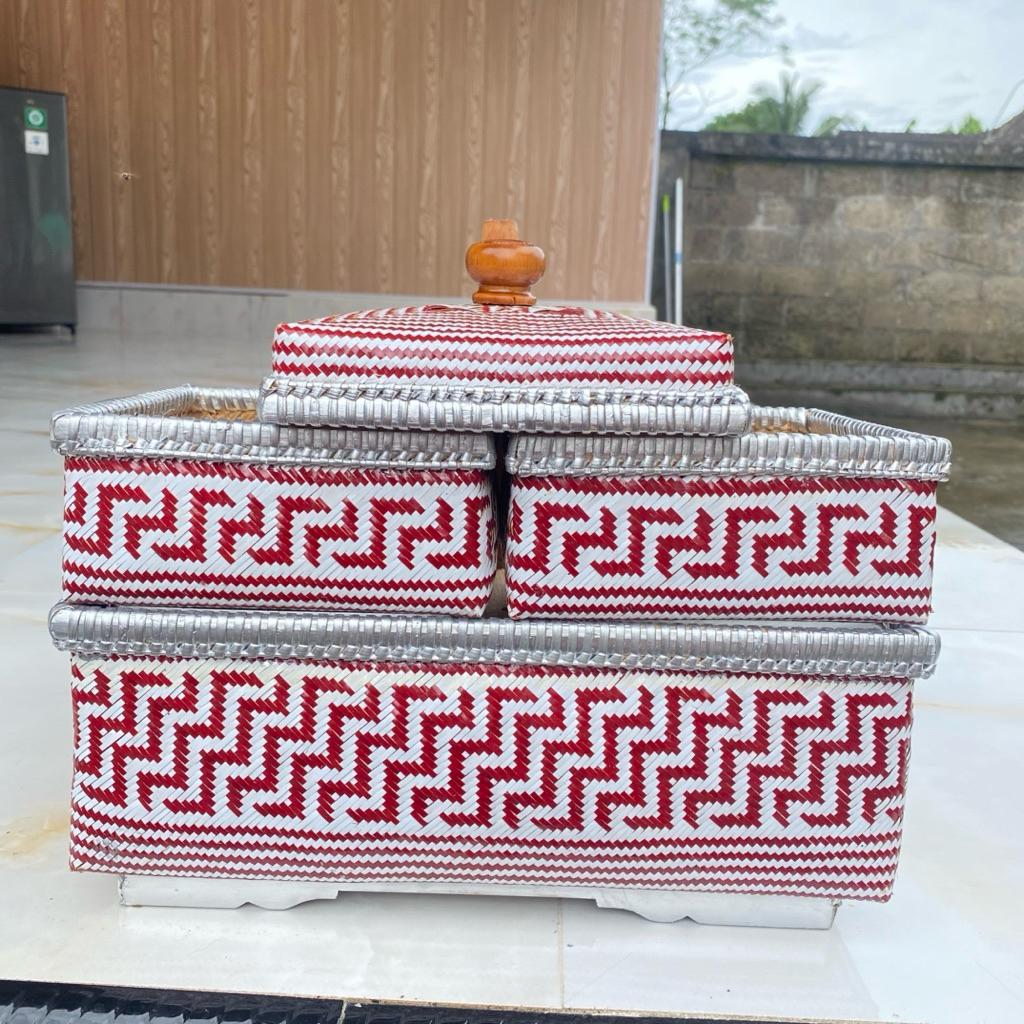 Preeloved Bokor Sultan Bambu 32cm dengan 2 anak bokor bambu kotak