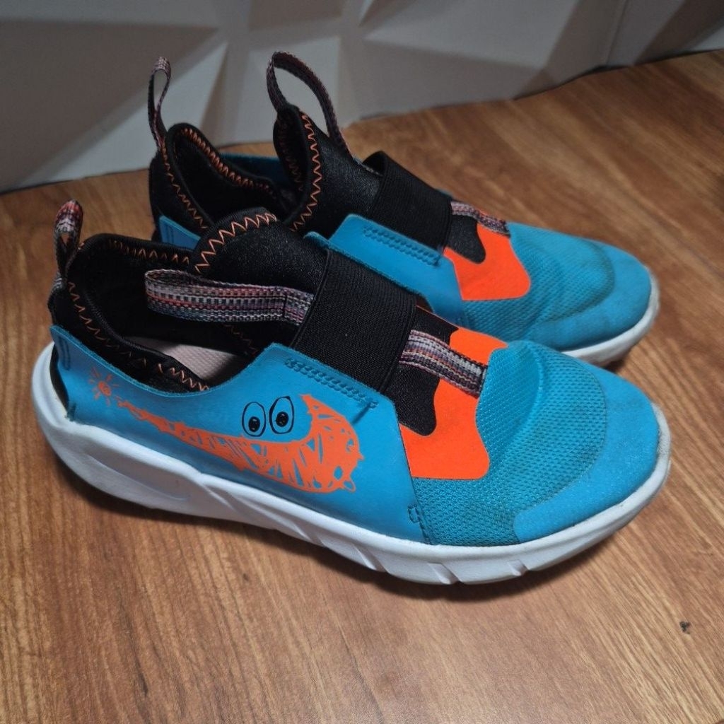 preloved nike kids shoes