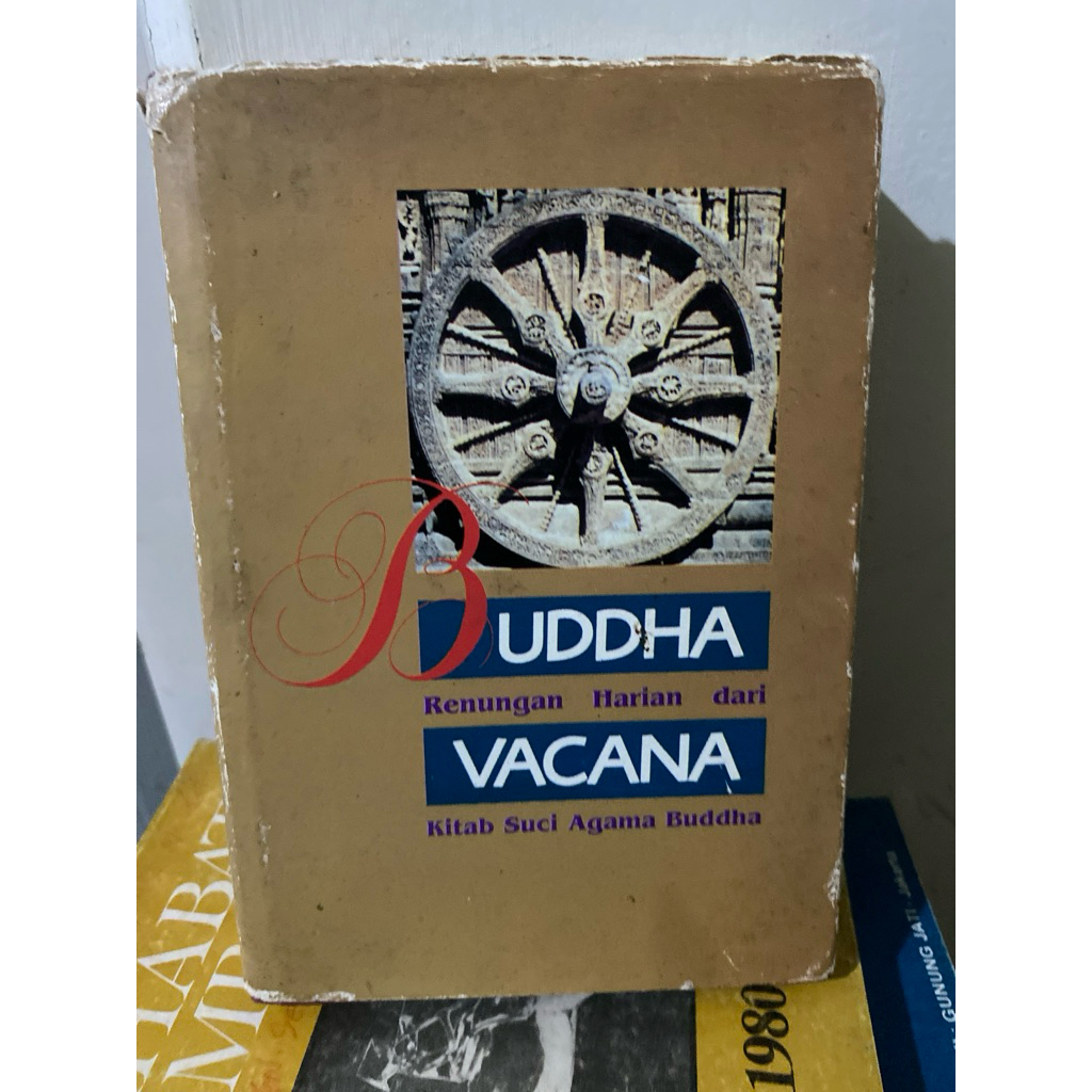 BUDDHA VACANA RENUNGAN HARIAN DARI KITAB SUCI AGAMA BUDDHA