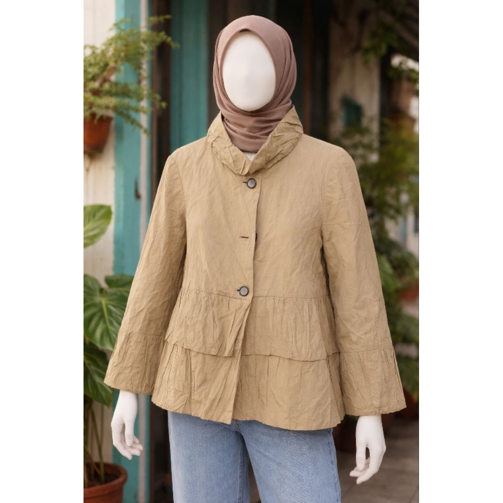 Blazer Wanita Premium Minimalist | Outer Ruffle Elegant Hijab Friendly | Luxury Casual Coat Latte Bl