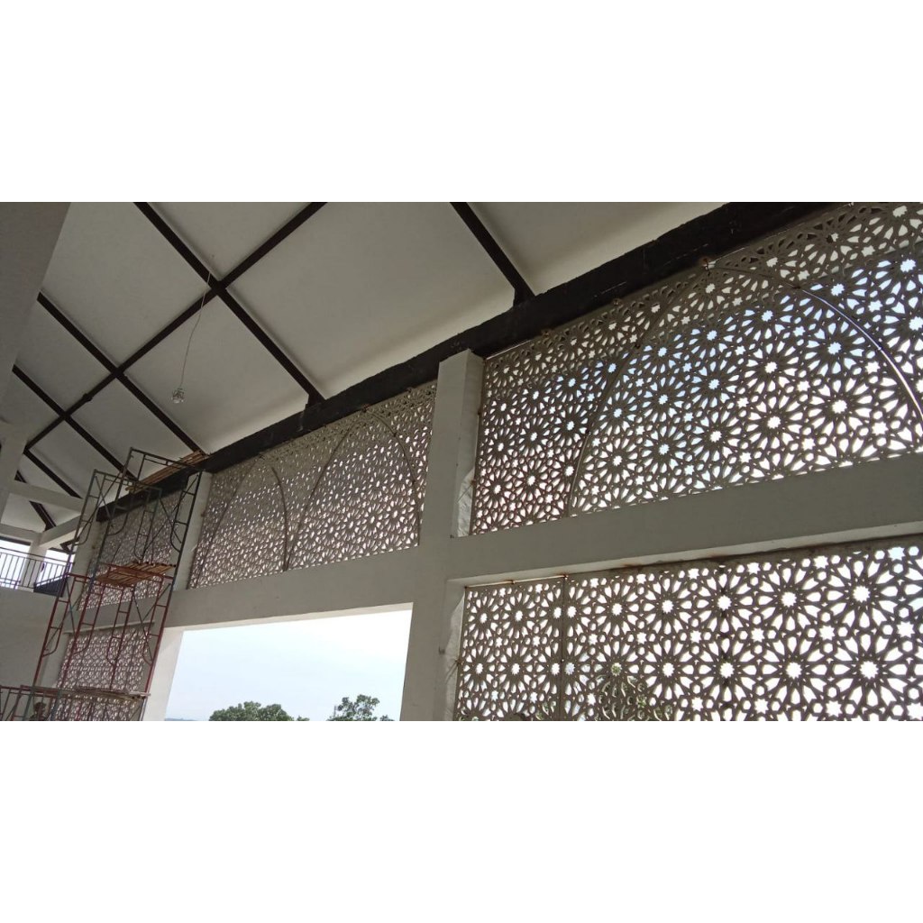 DINDING ORNAMEN GRC ISLAMI ELEGAN DI DURI KOSAMBI