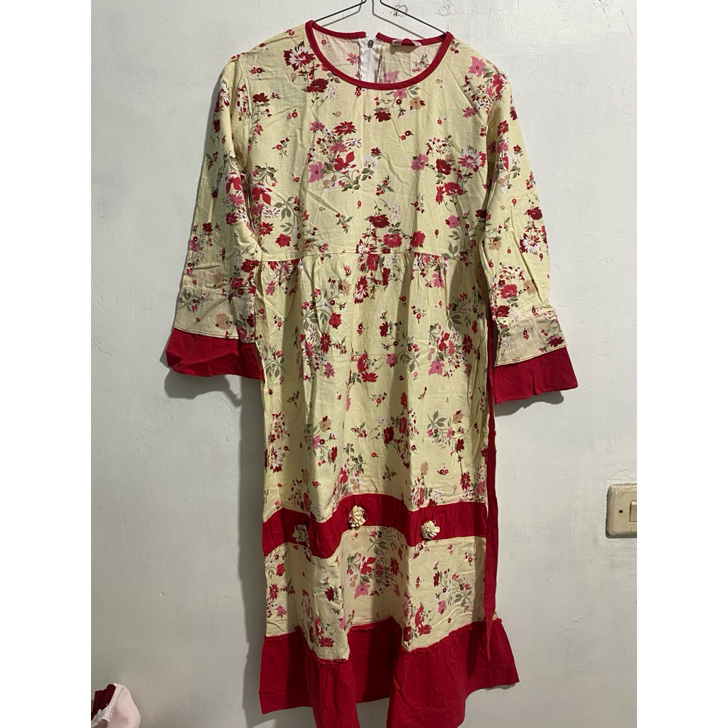 PRELOVED GAMIS ANAK PEREMPUAN