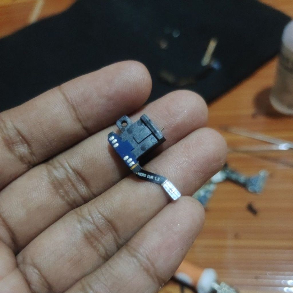 lubang jack headset Samsung s7 edge copotan