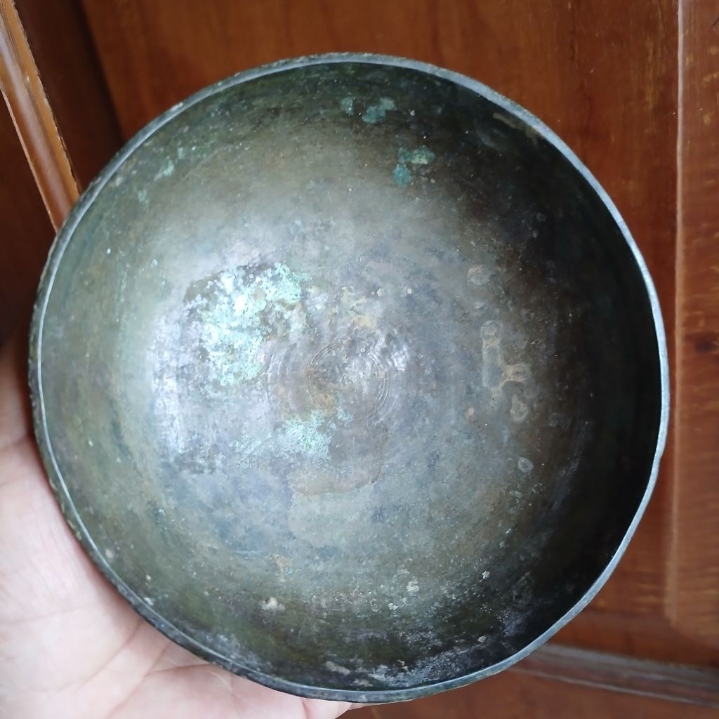 Koleksi Temuan Galian Tanah Jenis Mangkok Cuwung Perunggu KUNO era Majapahit