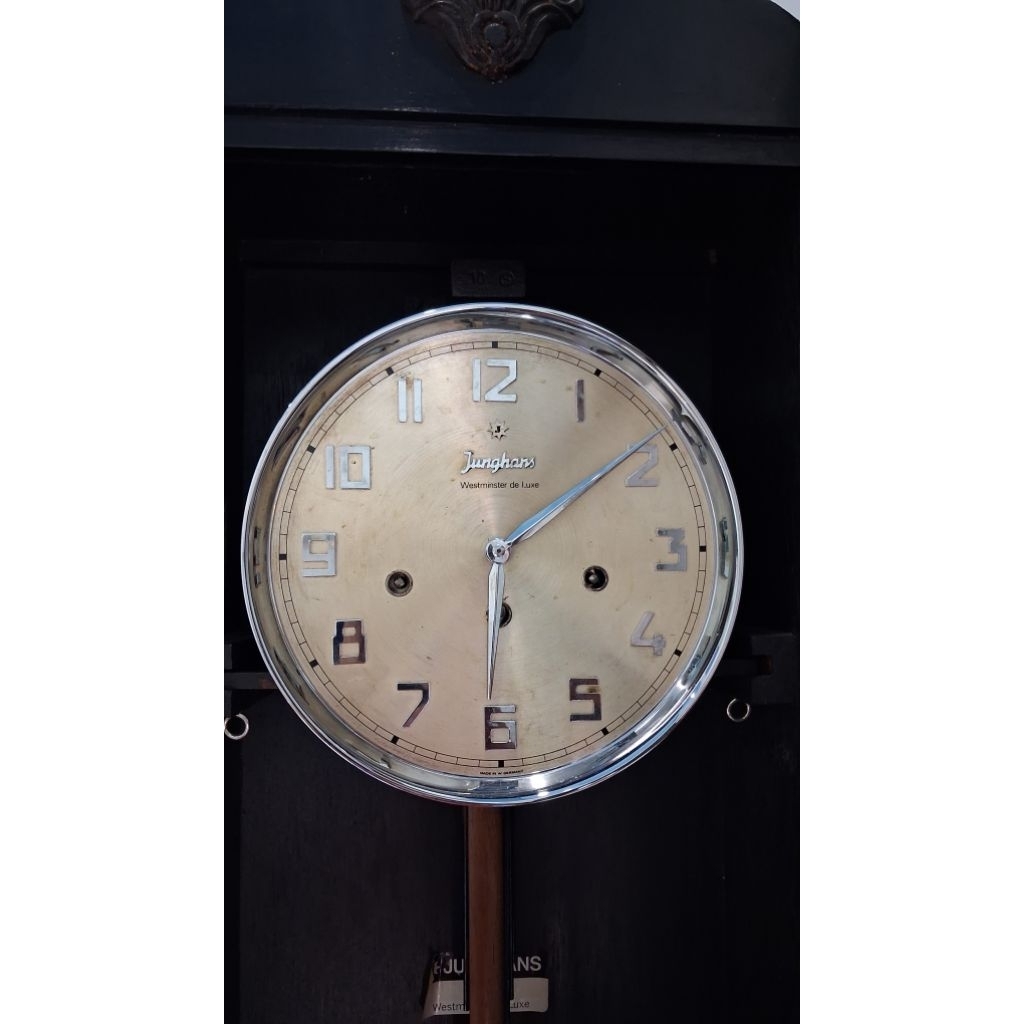 jam dinding junghans germany