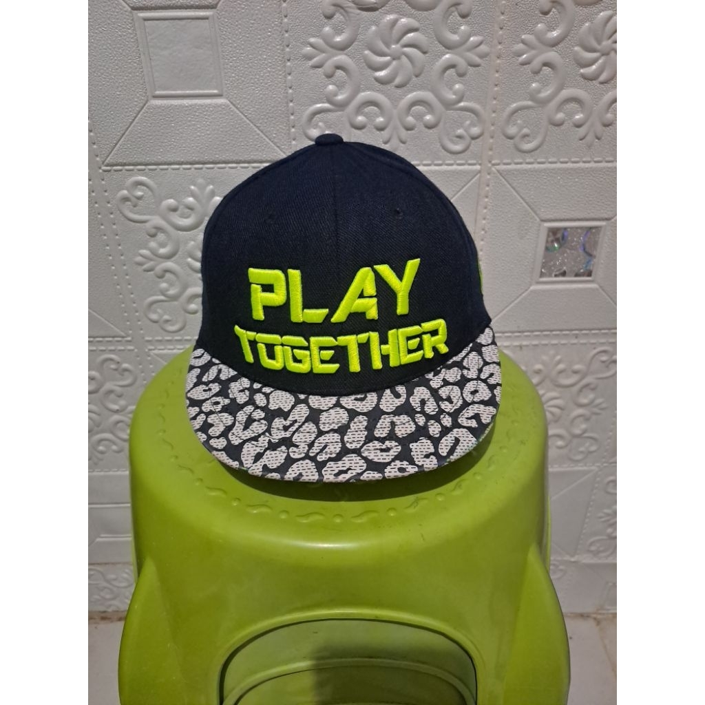 Topi visor pendek vispen tipe snapback second/bekas