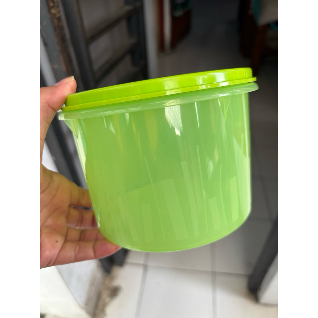 1 pcs texture canister small 1,1 L tupperware - warna hijau, toples kue, camilan, kerupuk dll