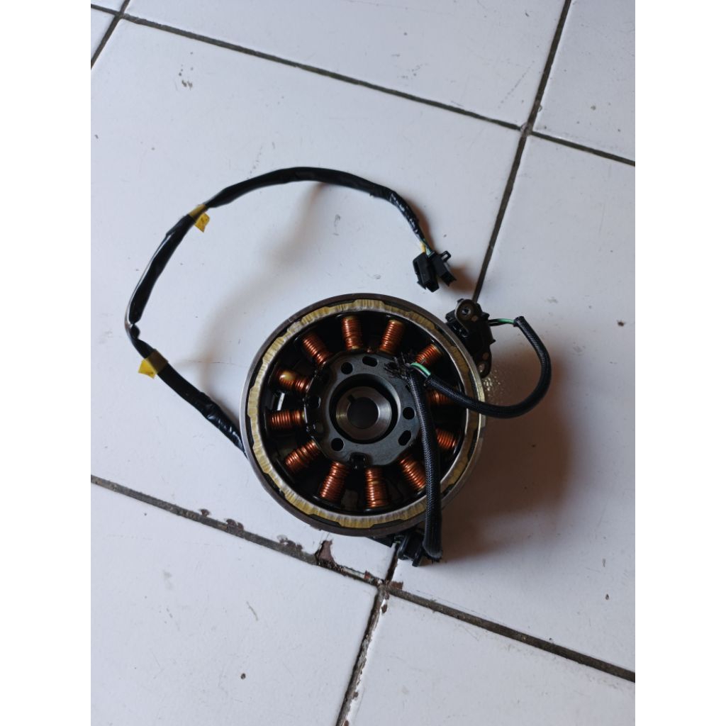 Spul sepul spull magnet mahnit mahnet Suzuki Gsx 150 R pnp satria Fu Fi original copotan