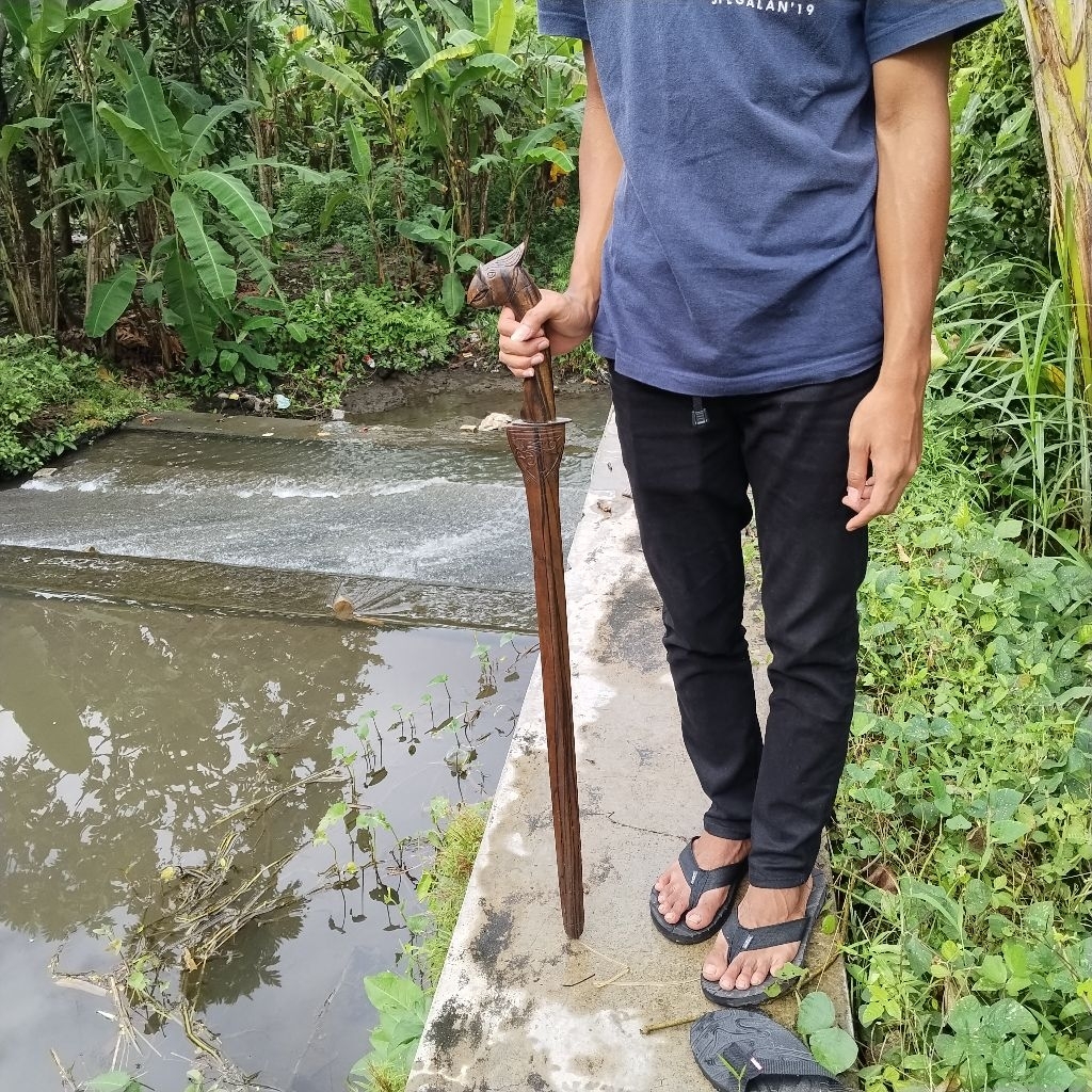 keris cundrik kagda