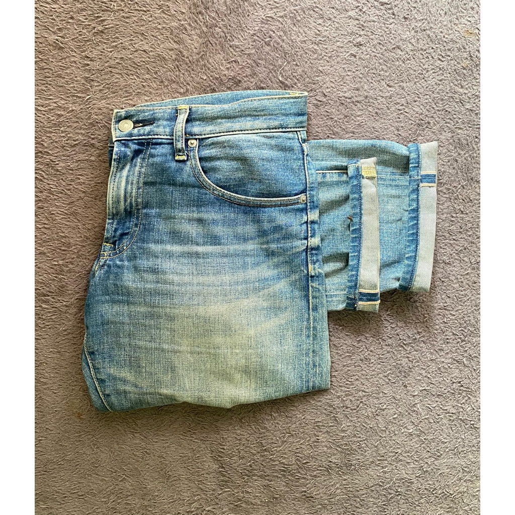 Uniqlo selvedge Straight denim jeans blue