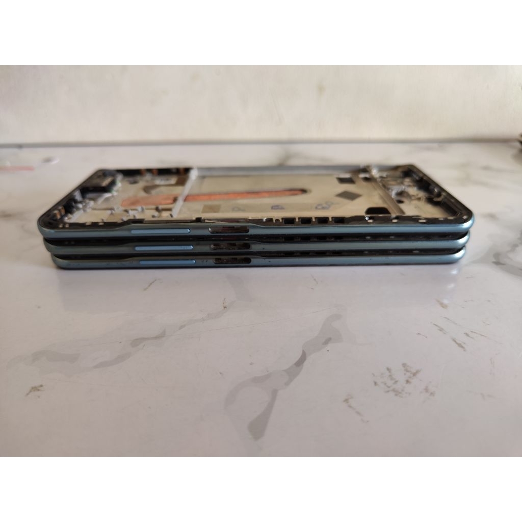 TULANGAN LCD POCO F3 ORIGINAL BLUE