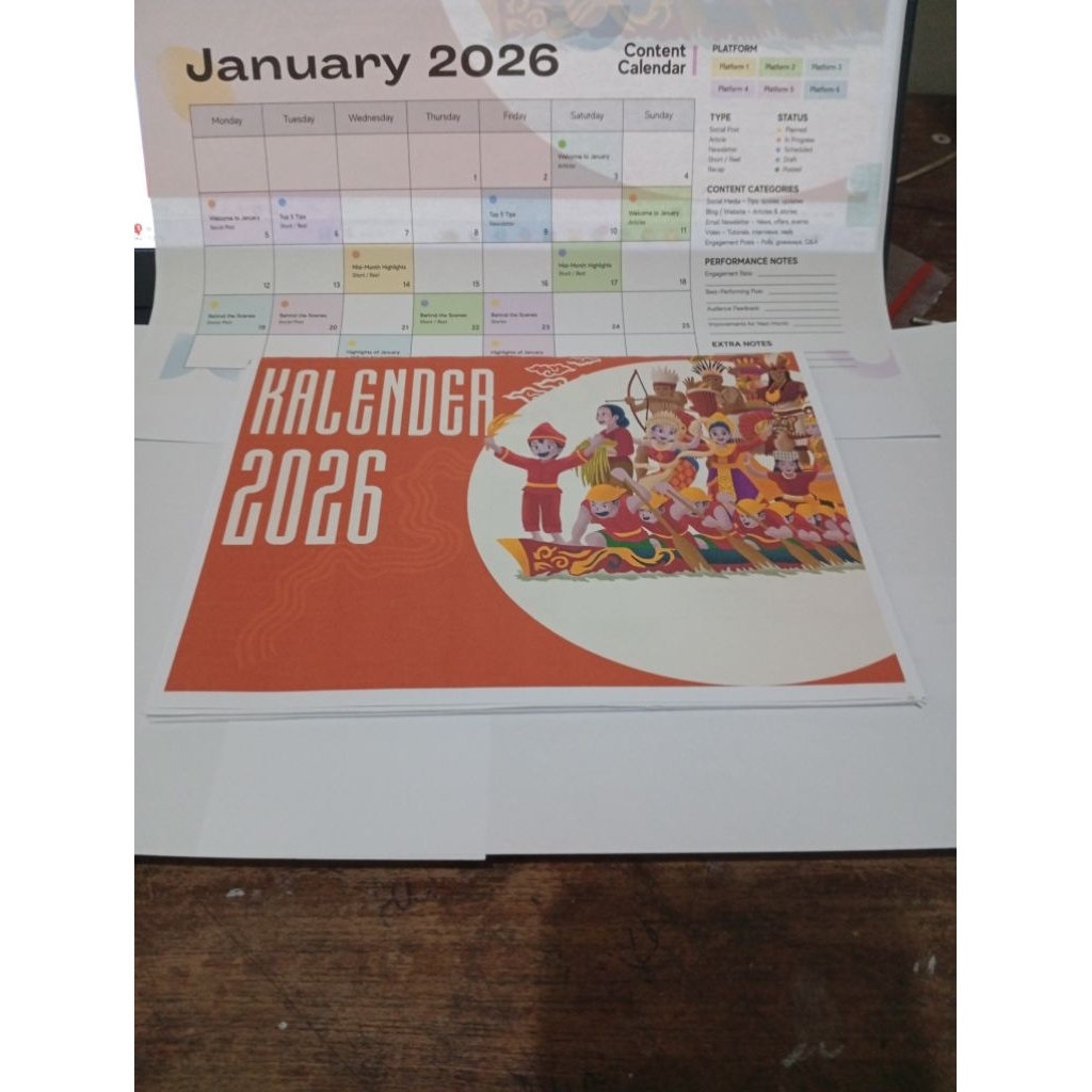 Konten Kalender Mini - Cocok untuk menulis Jadwal Project