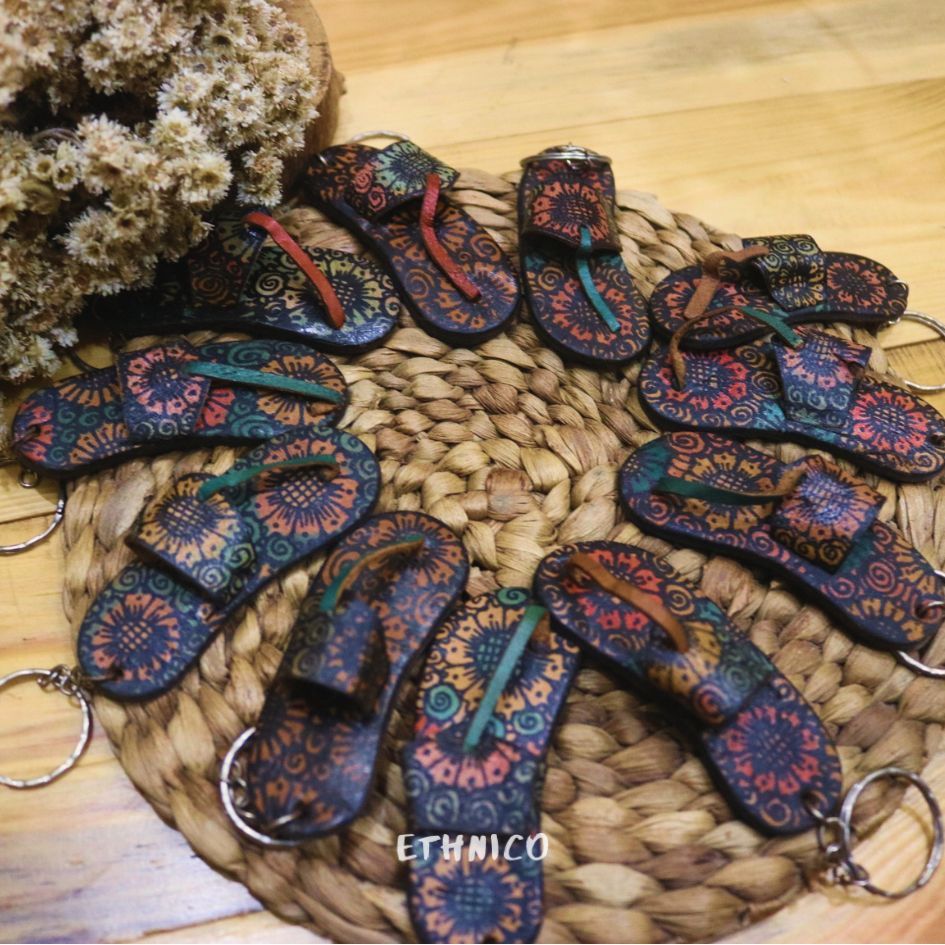 Gantungan Kunci Miniatur Ganci Etnik Souvenir