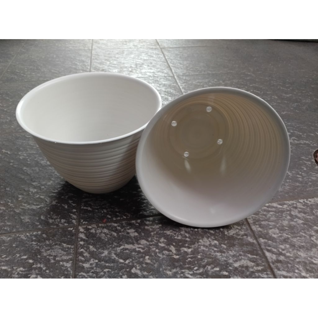 pot tawon 18 cm