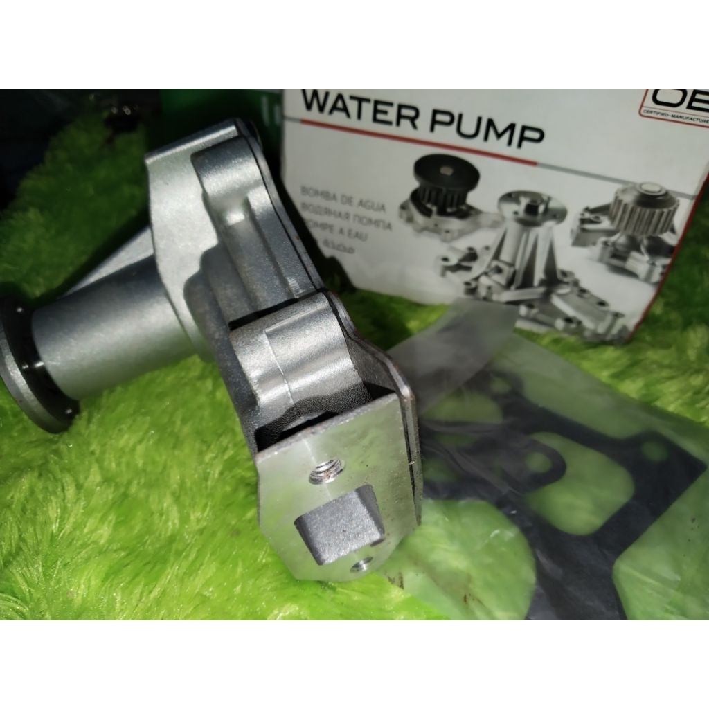 Water Pump Daihatsu Charade G11