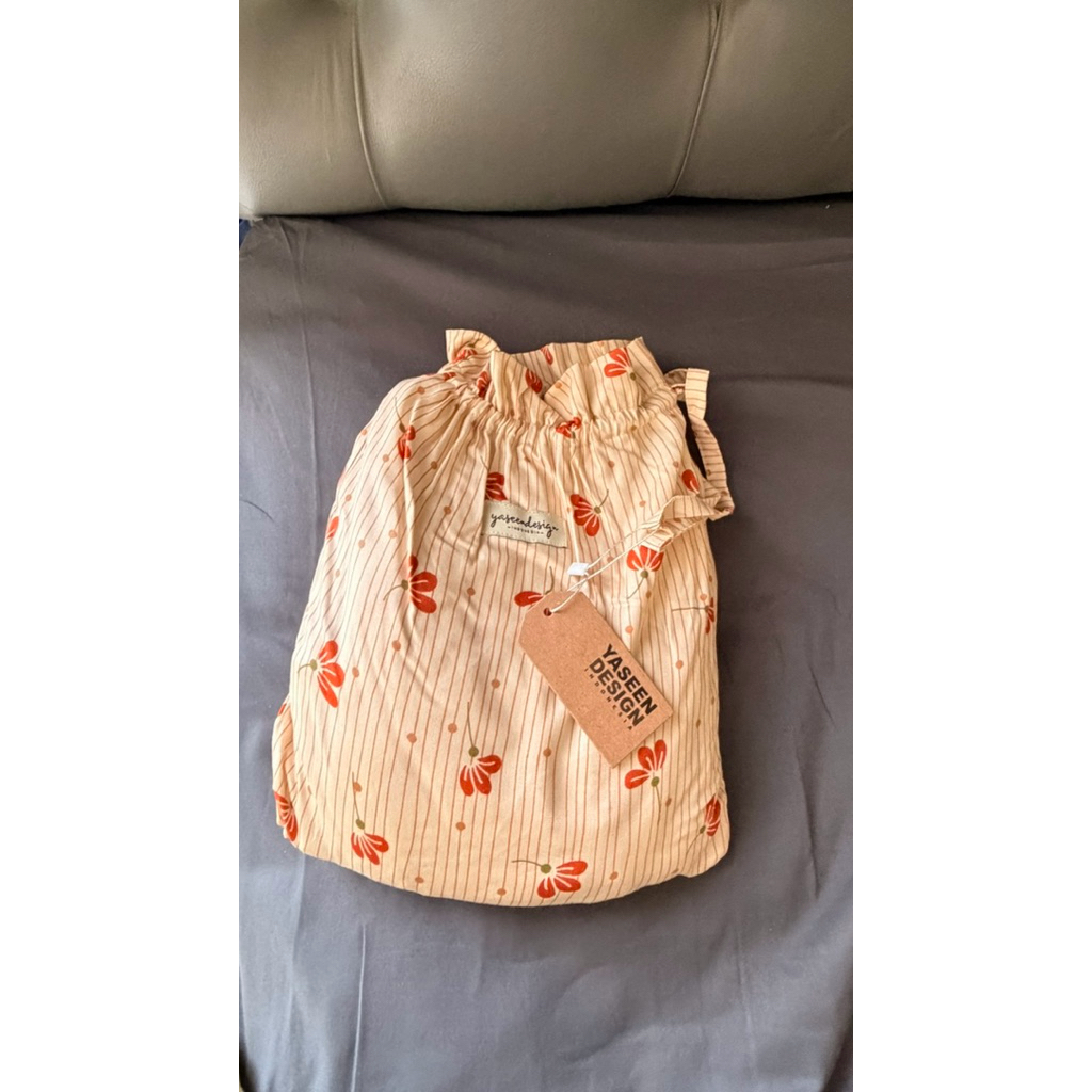 NWT mukenah Motif brand Yaseen Design