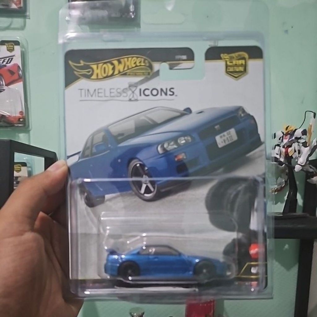 Hot Wheels R34 Timeless Icons