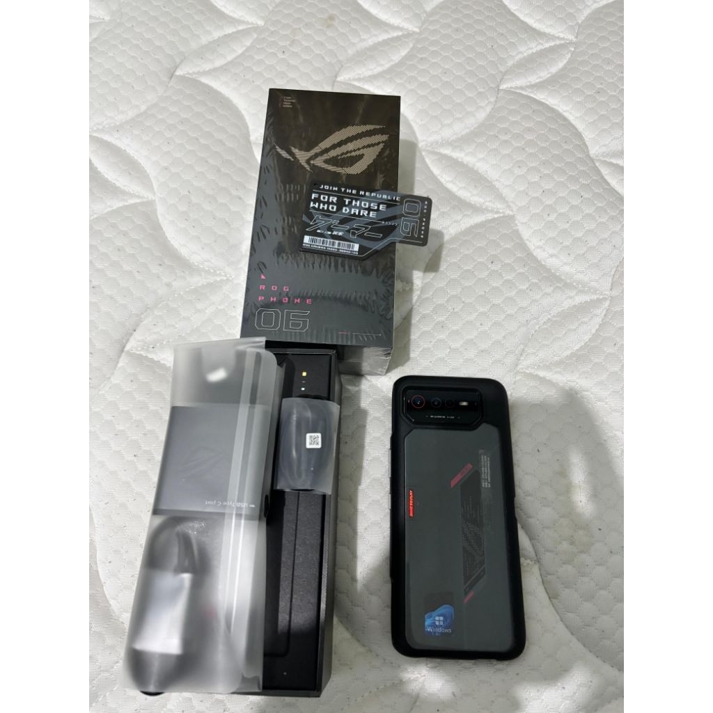 ASUS ROG Phone 6