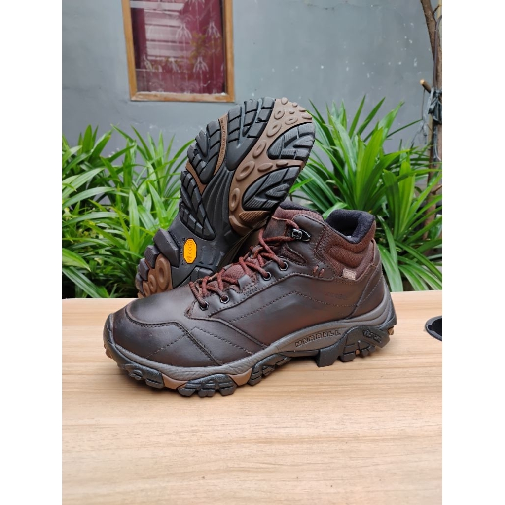 Merrell Moab Adventure Mid Waterproof hiking shoes