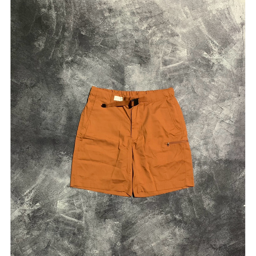 Uniqlo Utility Short Pants