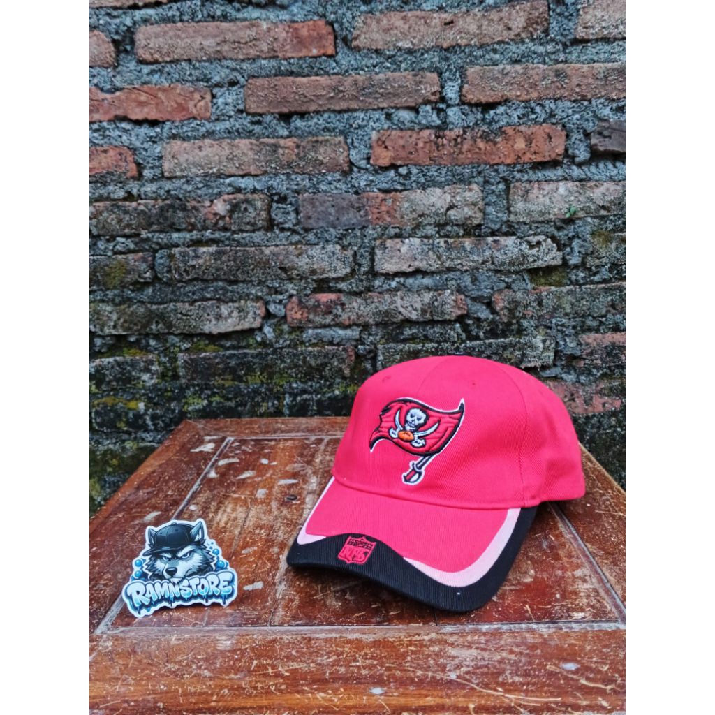 topi NFL Tampa Bay Buccaneers x reebok