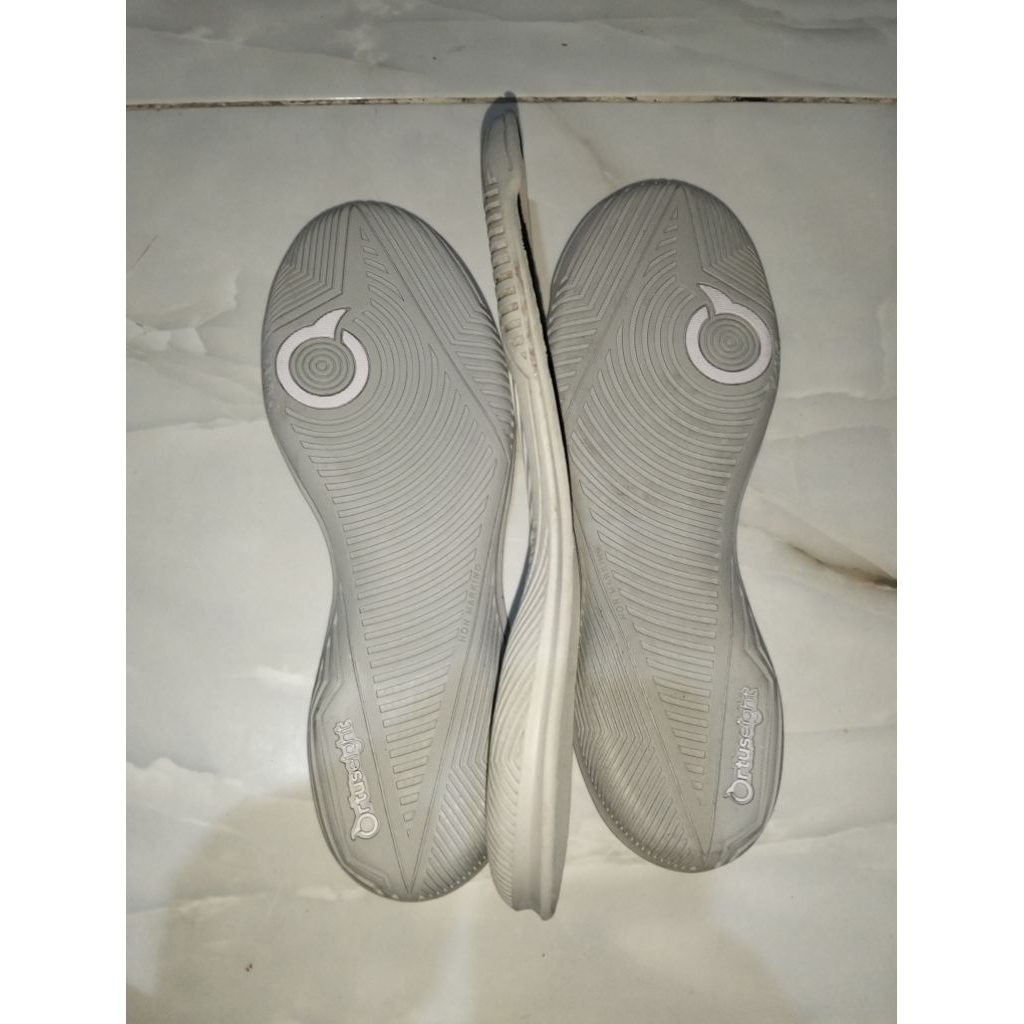 sol sepatu futsal ortuseight ORI