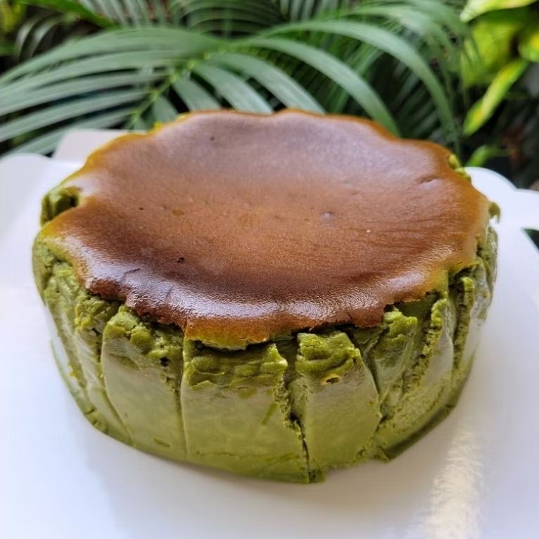 Basque burnt matcha cheesecake/burnt cheesecake/matcha cheesecake