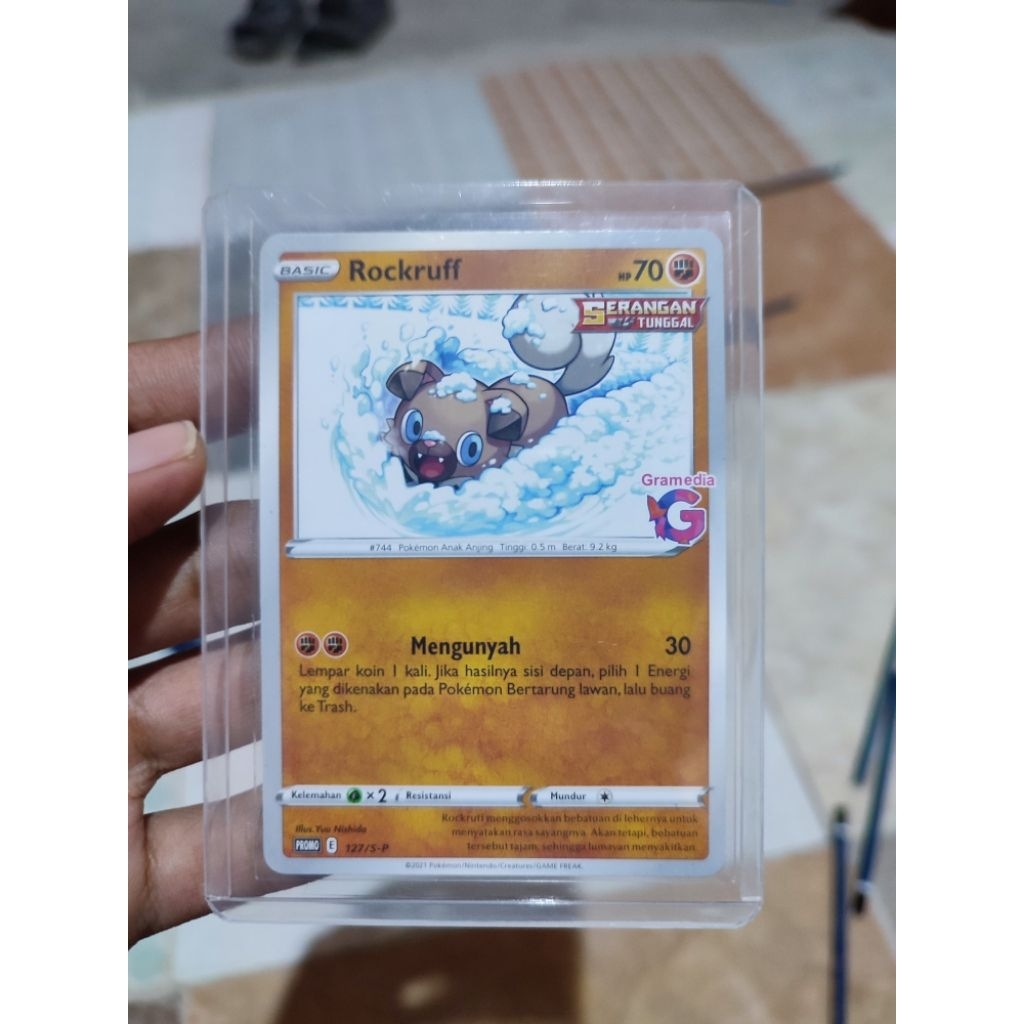 Jual kartu pokemon Rockruff promo gramedia