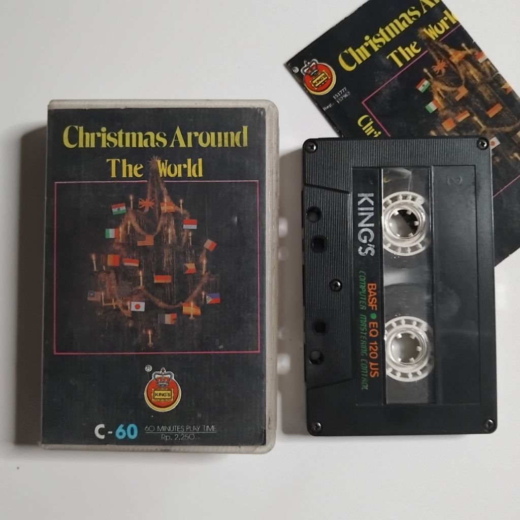 Kaset Pita Christmas Around The World