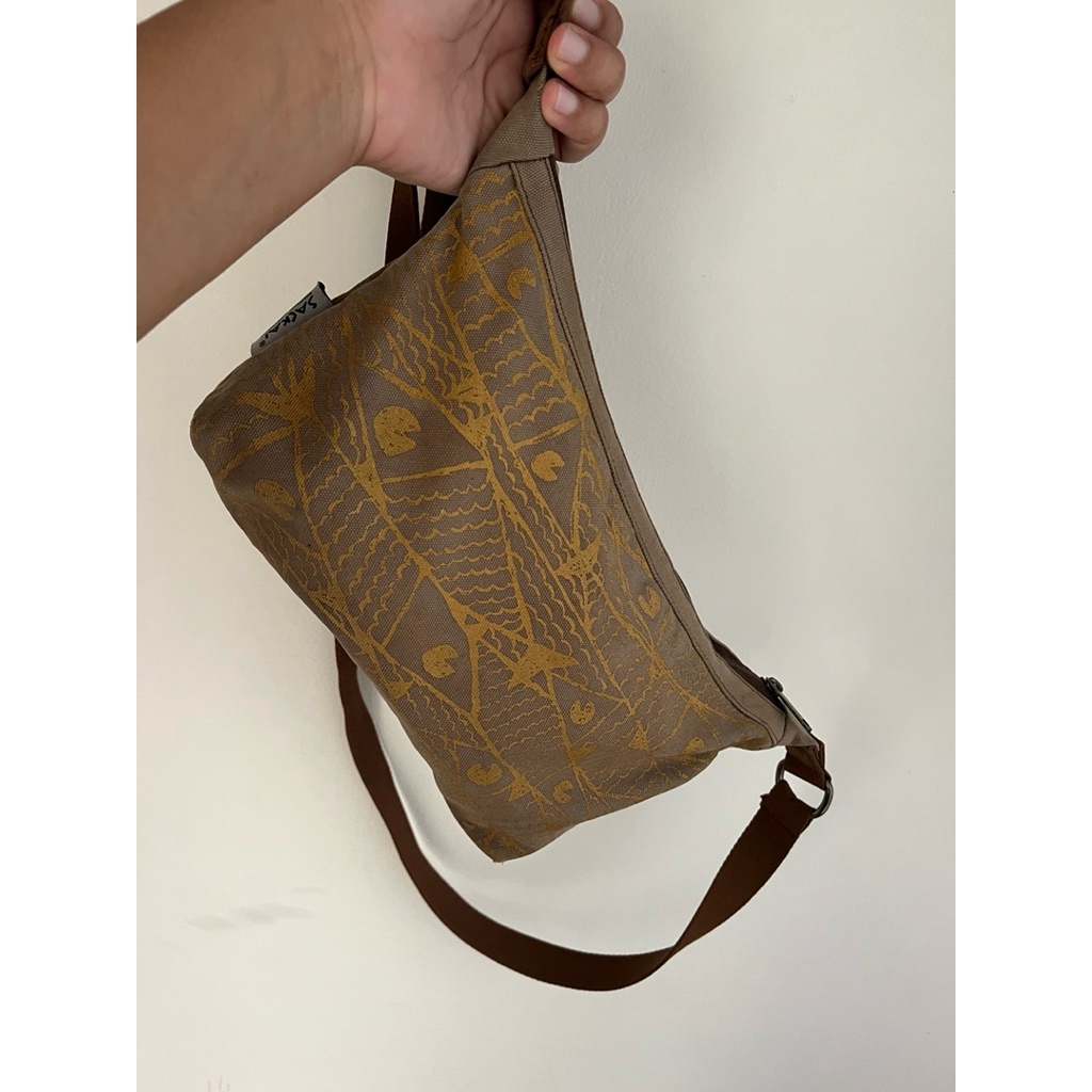 PL tas slempang Sackai id