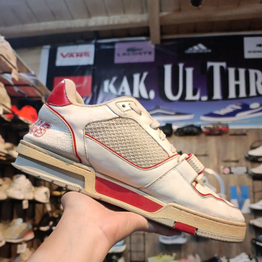 lv trainer second