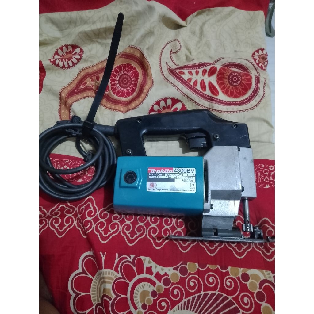 jigsaw makita 4300BV