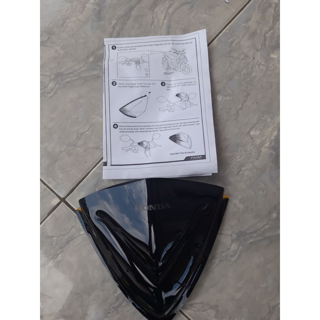 Visor beat fi tahun 2013-2015 AKSESORIS RESMI K25 ORIGINAL AHM WARNA HITAM TRANSPARAN