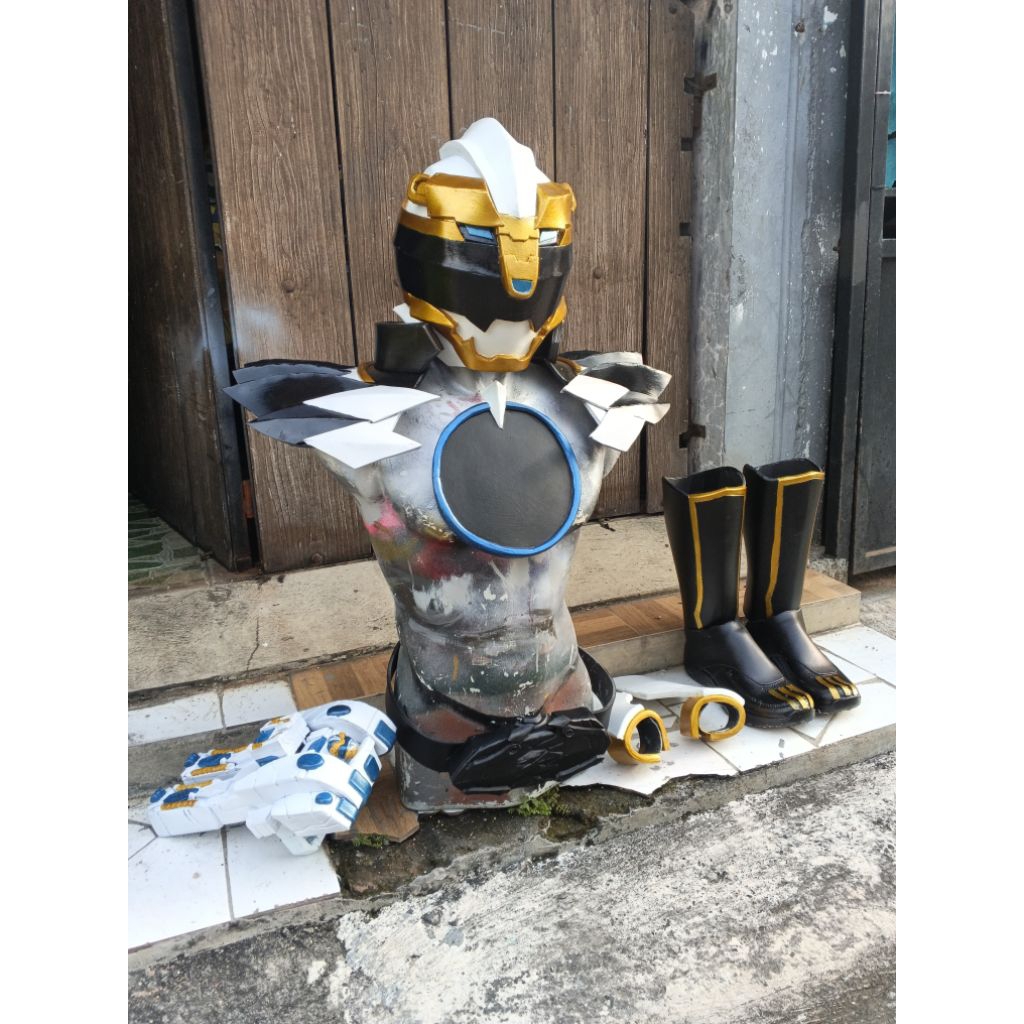 Kostum Cosplay Gozyu Pollar Gozyuger