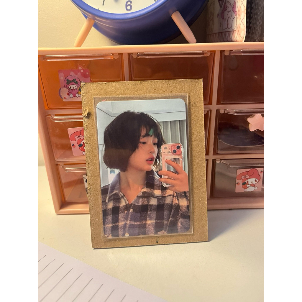 photocard hanni mirror official