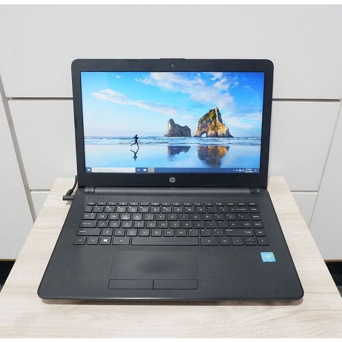 Laptop Hp 14-bs003TU Intel Core i3-6006U Ram 4Gb Ssd Siap Pakai