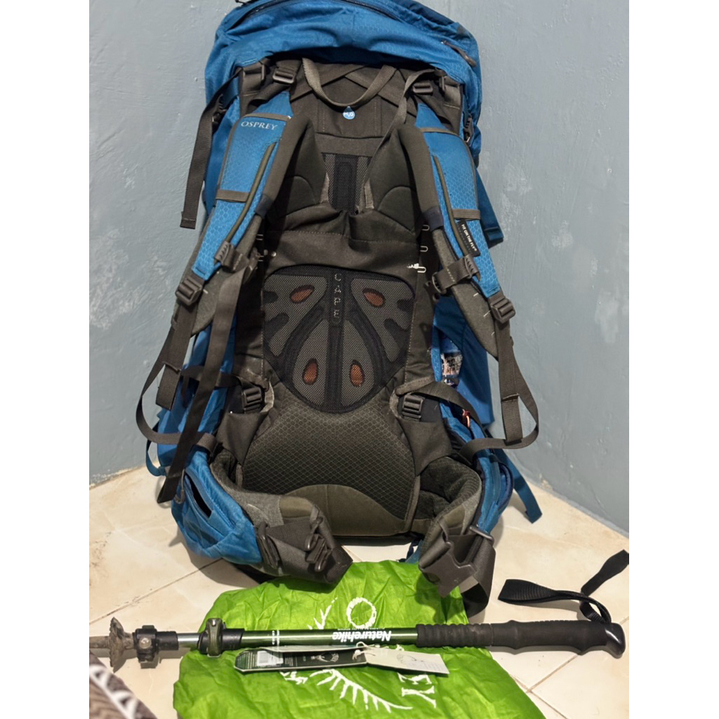 Carrier osprey Aether 65 S21 + Bonus Tracking Pole Nature hike