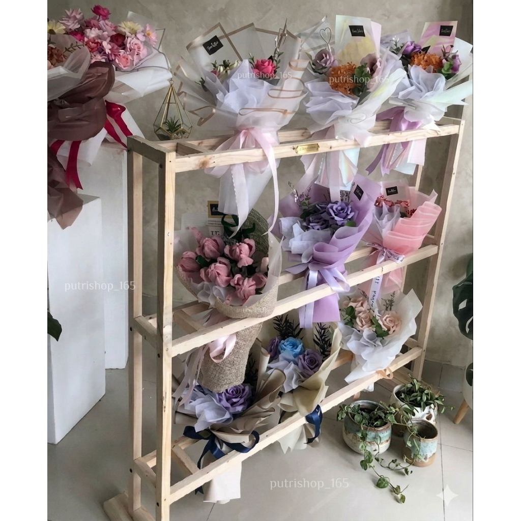 Rak Buket 3 susun / Rak buket minimalis / Rak Buket simple Aesthetic / Rak buket kayu Jati Belanda