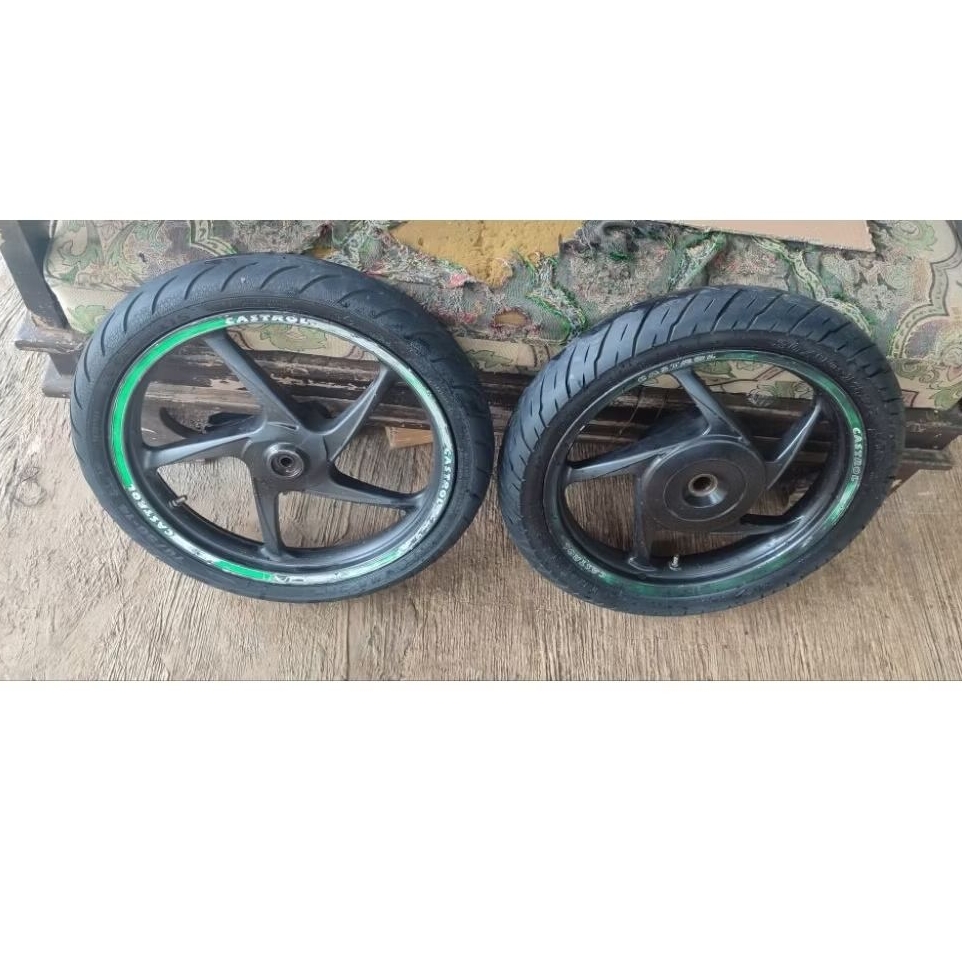 pelk velg plus ban honda beat karbu beat fi beat pop  scoopy tahun 2008-2016