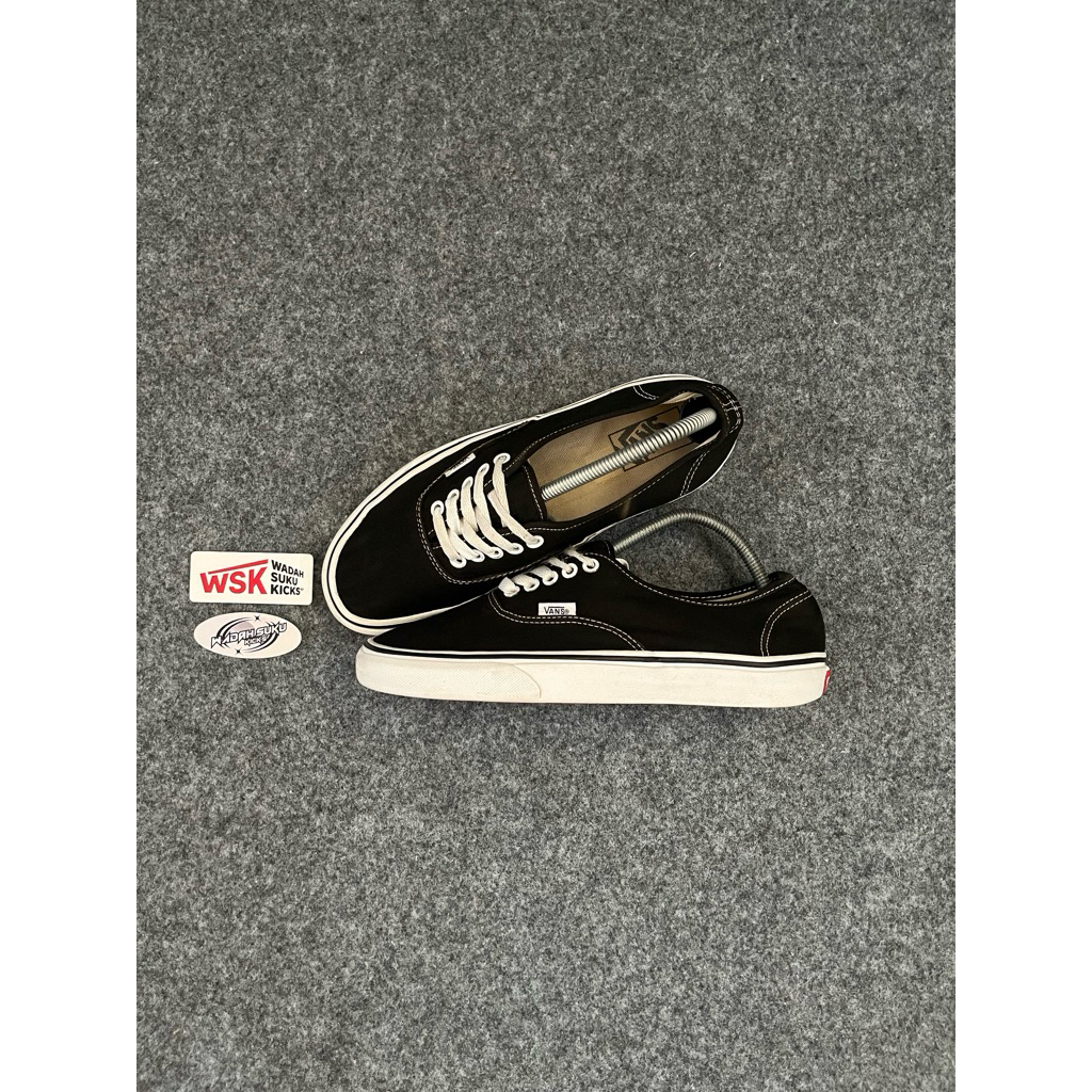 Vans Authentic Black White Size 41 | Second Original Good Condition
