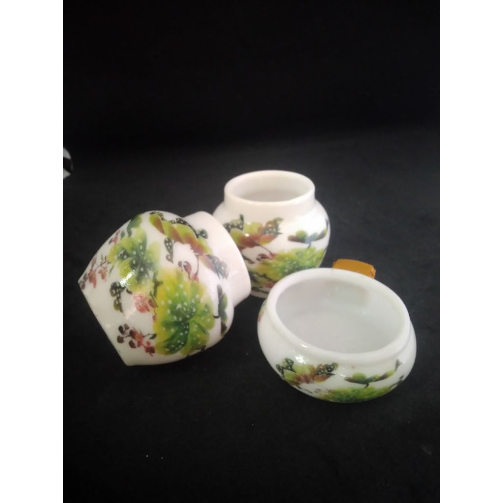 Cepuk Tempat Pakan Burung [ Motif Hijau ]