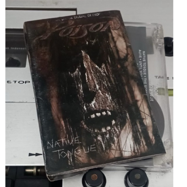kaset pita poison native tongue