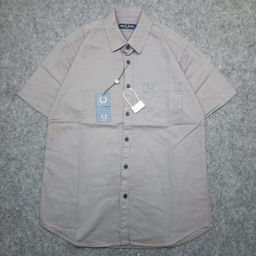 Kemeja Kantor Lengan Pendek Pria Warna Abu Fred Perry FPA0006