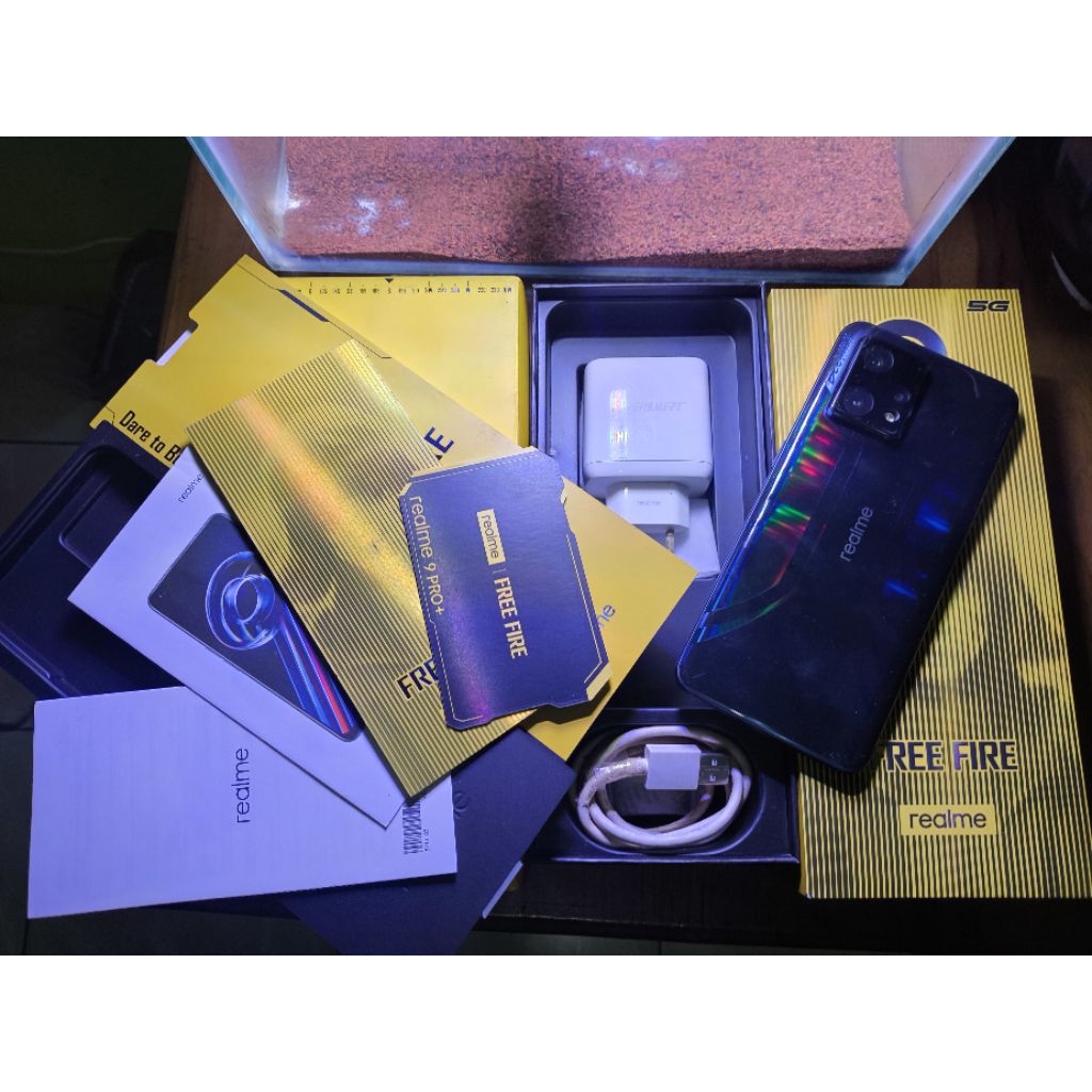 Realme 9 pro plus freefire limited edition second bekas