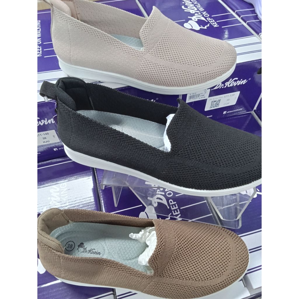 Dr Kevin sepatu wanita sneakers 100 %Ori