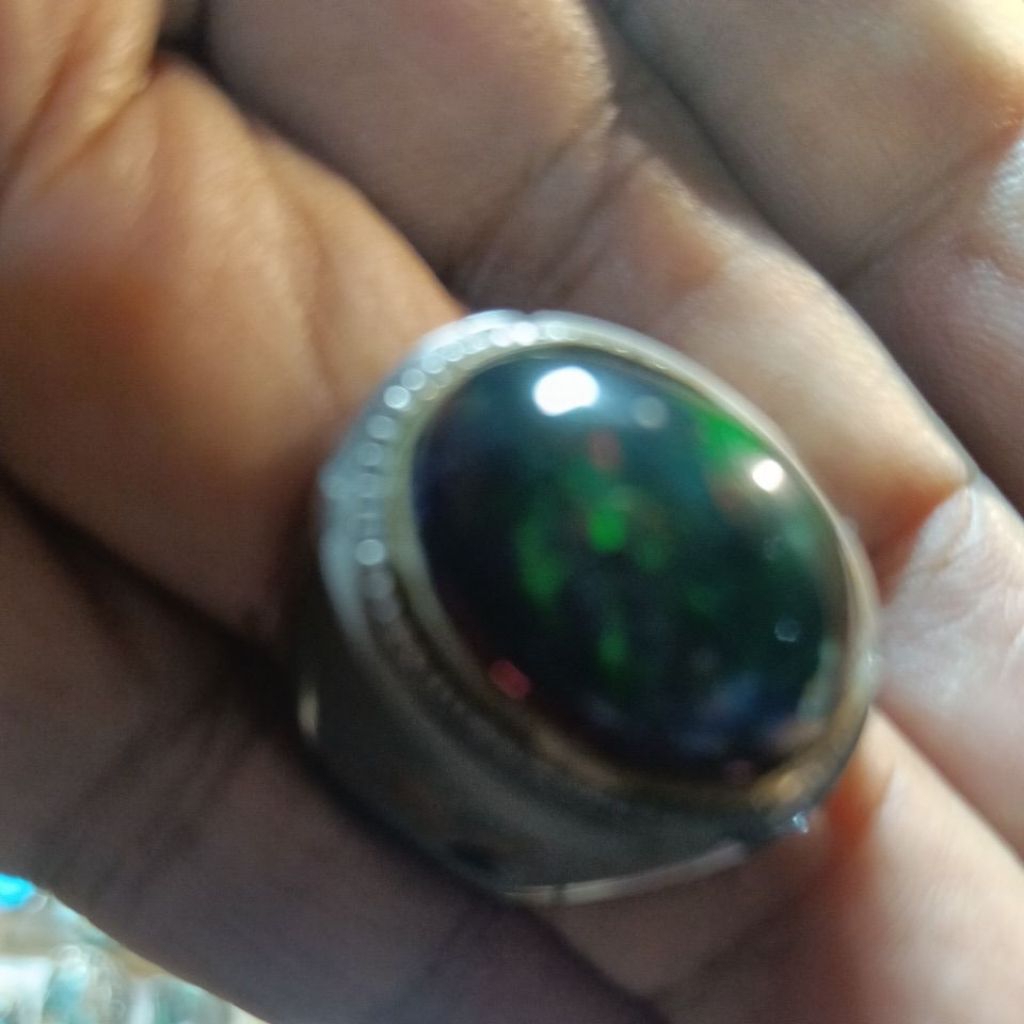Black oval ethiopia Afrika dim 19x14x08.ring monel size 6