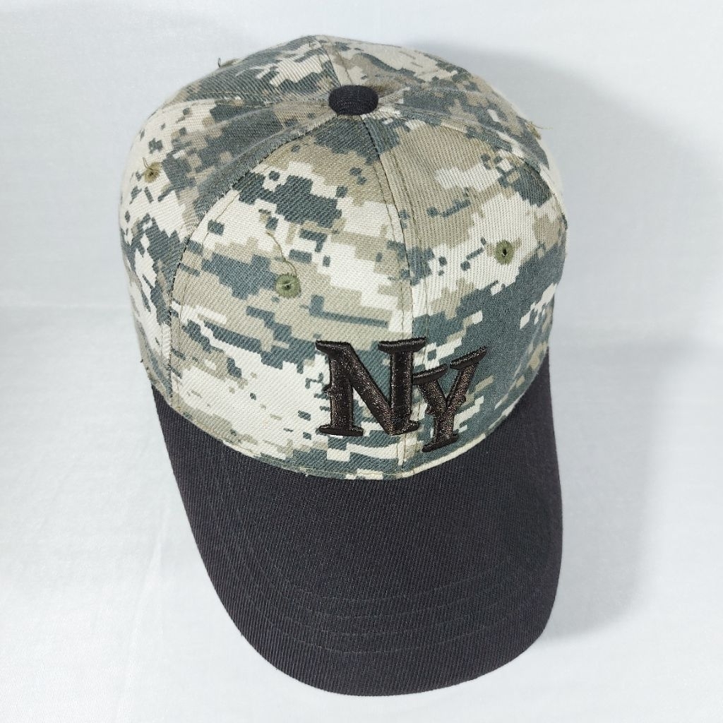 Topi Second Camo Logo NY