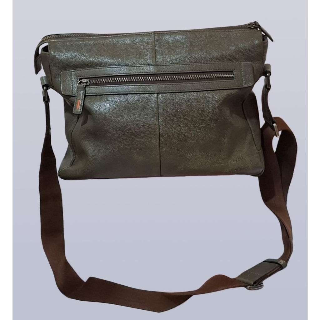 Preloved tas selempang pria