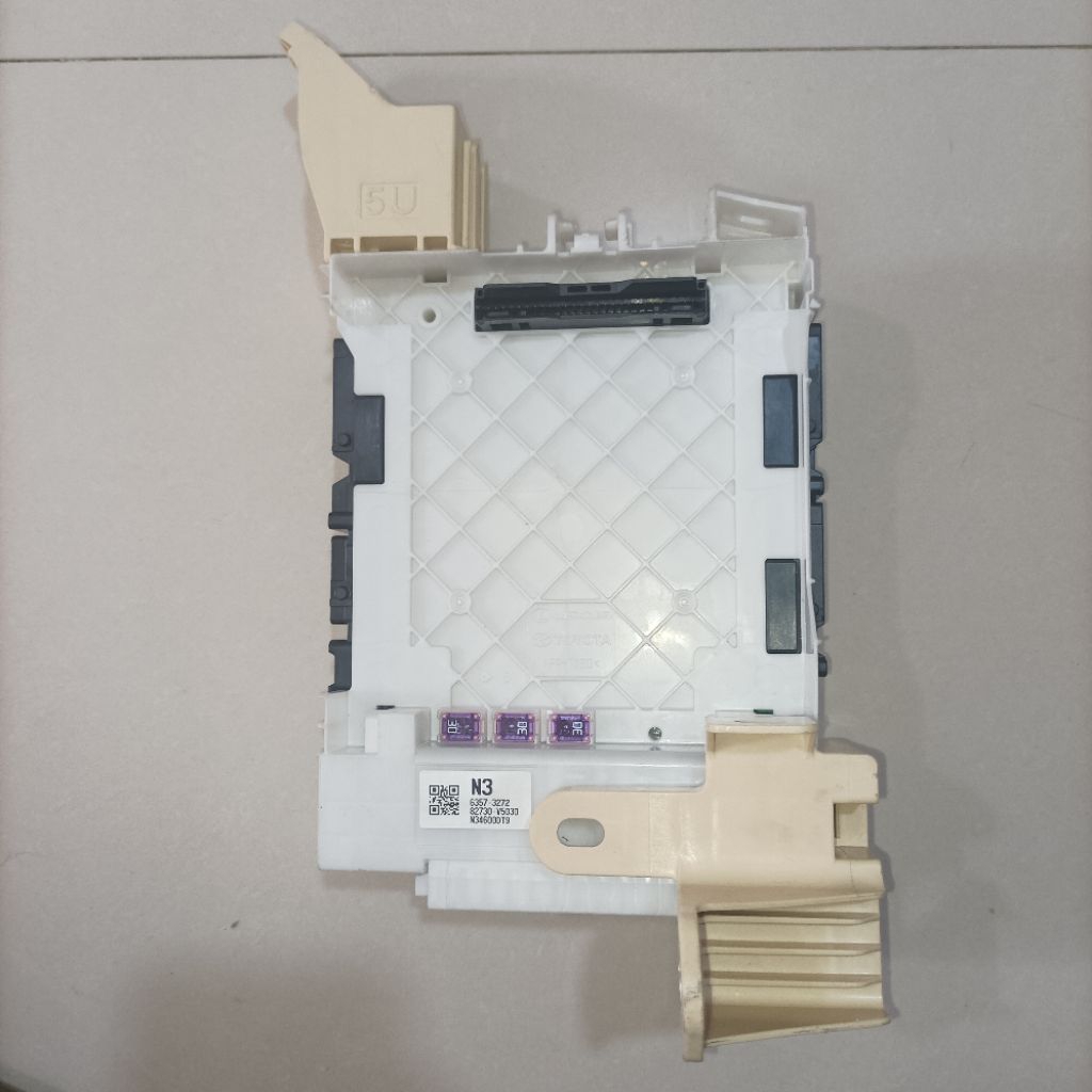 BOX SEKRING DASBOARD INNOVA ZENIX COMPUTER MULTIPLEX NETWORK 82730-V5030 BLOCK ASSY JUNCTION TOYOTA 