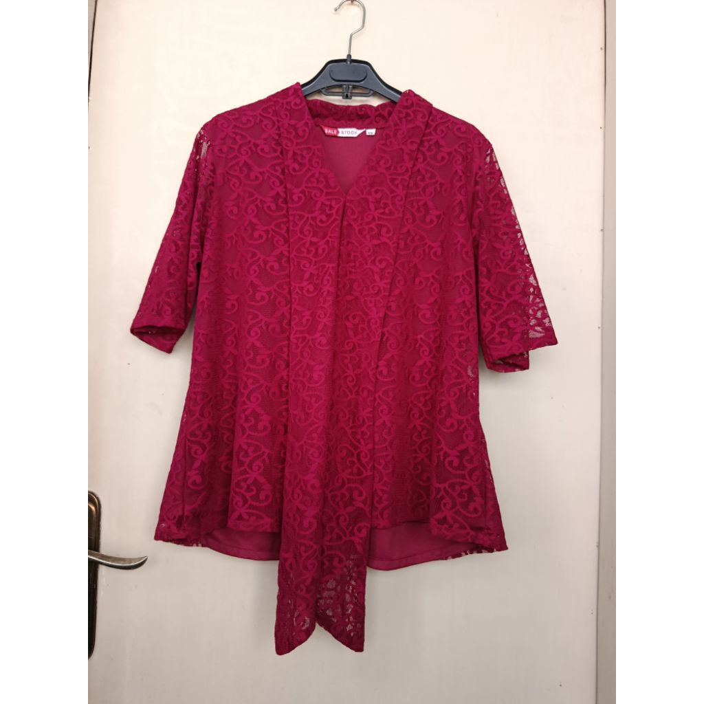 Preloved Kebaya Brukat Lengan Pendek Bigsize